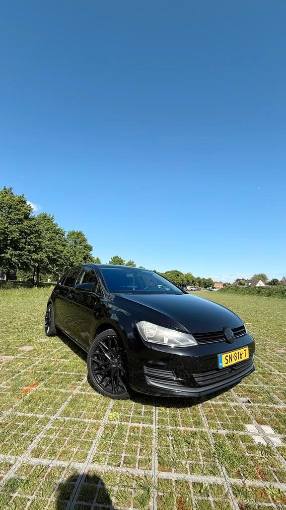 Volkswagen Golf 1.6 TDI 66KW 5D 2014 Zwart, Auto's, Volkswagen, Particulier, Golf, Airbags, Bluetooth, Elektrische ramen, Diesel