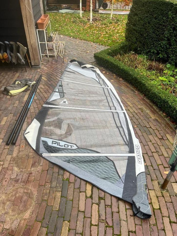 Gaastra Pilot 5.0 windsurf zeil inclusief mast, Watersport en Boten, Windsurfen, Gebruikt, Zeil, Met draagtas, 5 tot 7 m², Ophalen