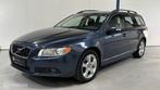 Volvo V70 2.5T Momentum AUTOMAAT / YOUNGTIMER, Gebruikt, Blauw, 2521 cc, Traction-control