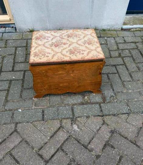 Vintage Houten Kledingkist / Opbergkist, Huis en Inrichting, Woonaccessoires | Kapstokken, Gebruikt, Overige typen, Minder dan 100 cm