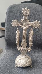 Metalen staand kruisbeeld, Verzamelen, Ophalen of Verzenden, Zo goed als nieuw