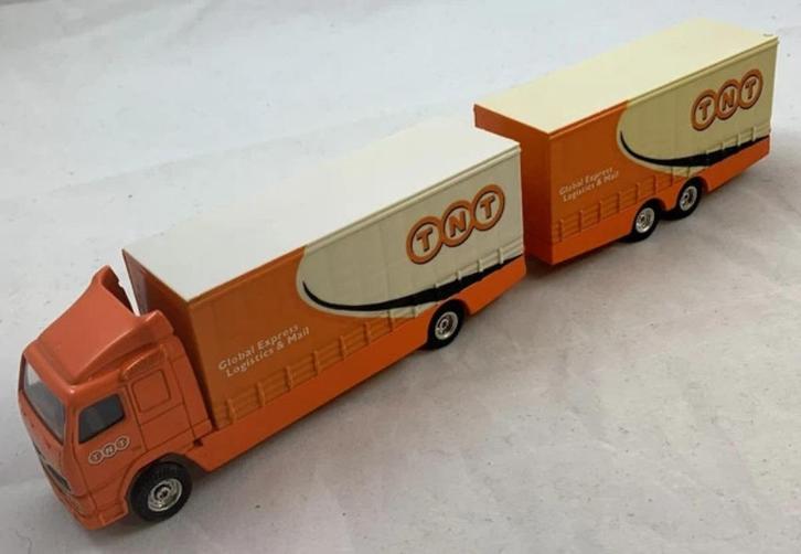 Corgi Superhaulers 59517 TNT Volvo vrachtwagen metaal 1:64, Hobby en Vrije tijd, Modelauto's | Overige schalen, Zo goed als nieuw