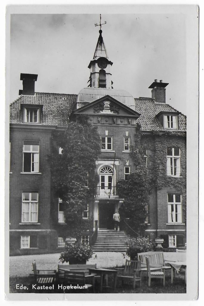 Ede Kasteel Hoekelum Ansichtkaart Uit 1953 ( B7343), Verzamelen, Ansichtkaarten | Nederland, Ophalen of Verzenden, 1940 tot 1960