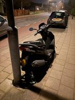 Kapotte Kymco agility 50, Fietsen en Brommers, Gebruikt, Maximaal 45 km/u, Ophalen of Verzenden, Benzine