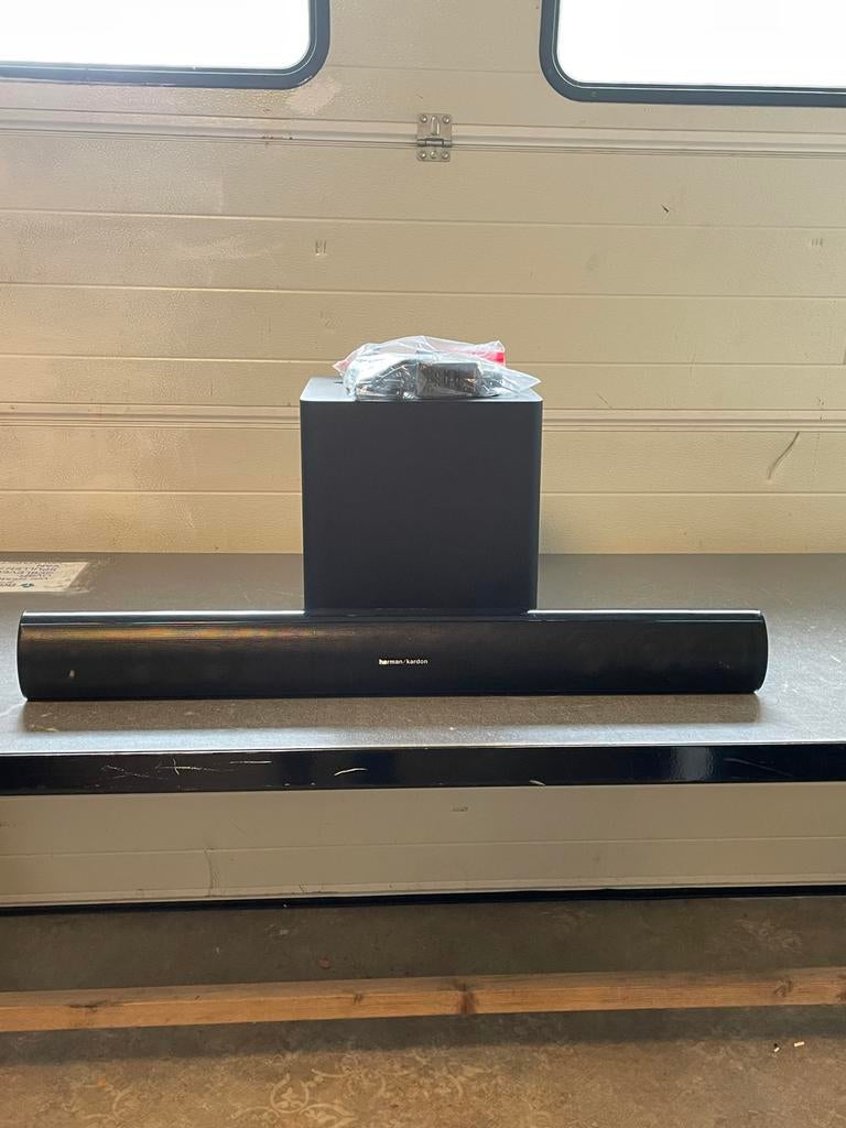 Harman Kardon SB26 Soundbar - en subwoofer + Krachtig Geluid, Ophalen, Zo goed als nieuw, Nvt, Bluetooth