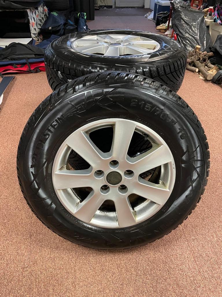 Winterbanden met velg 215/70 R16, Ophalen of Verzenden, Gebruikt