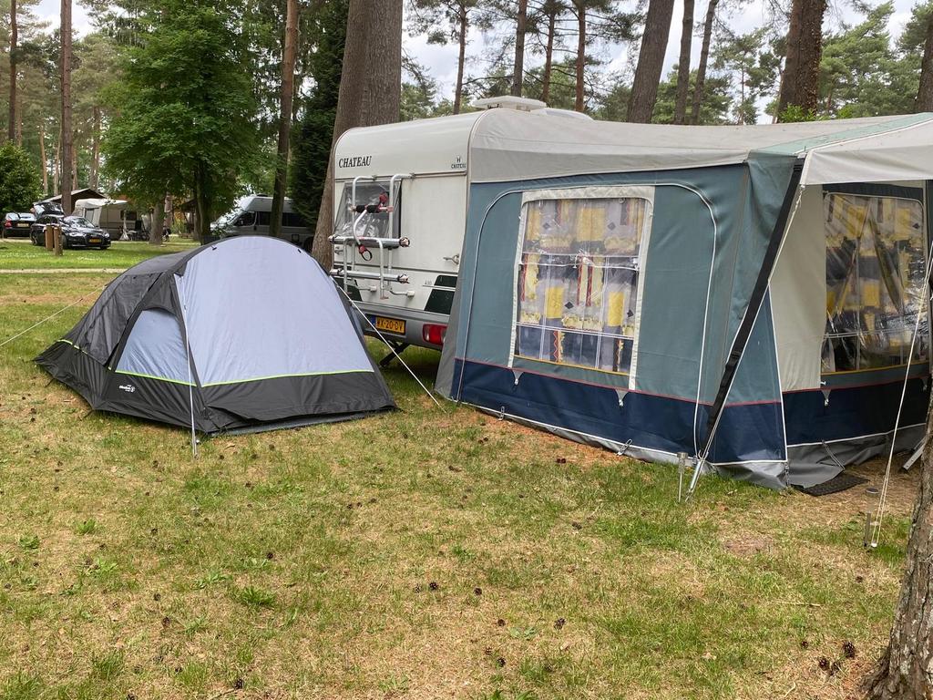 Chateau Calista 430 met mover, airco en complete voortent, Mover, Particulier, Tot en met 4, Vast bed