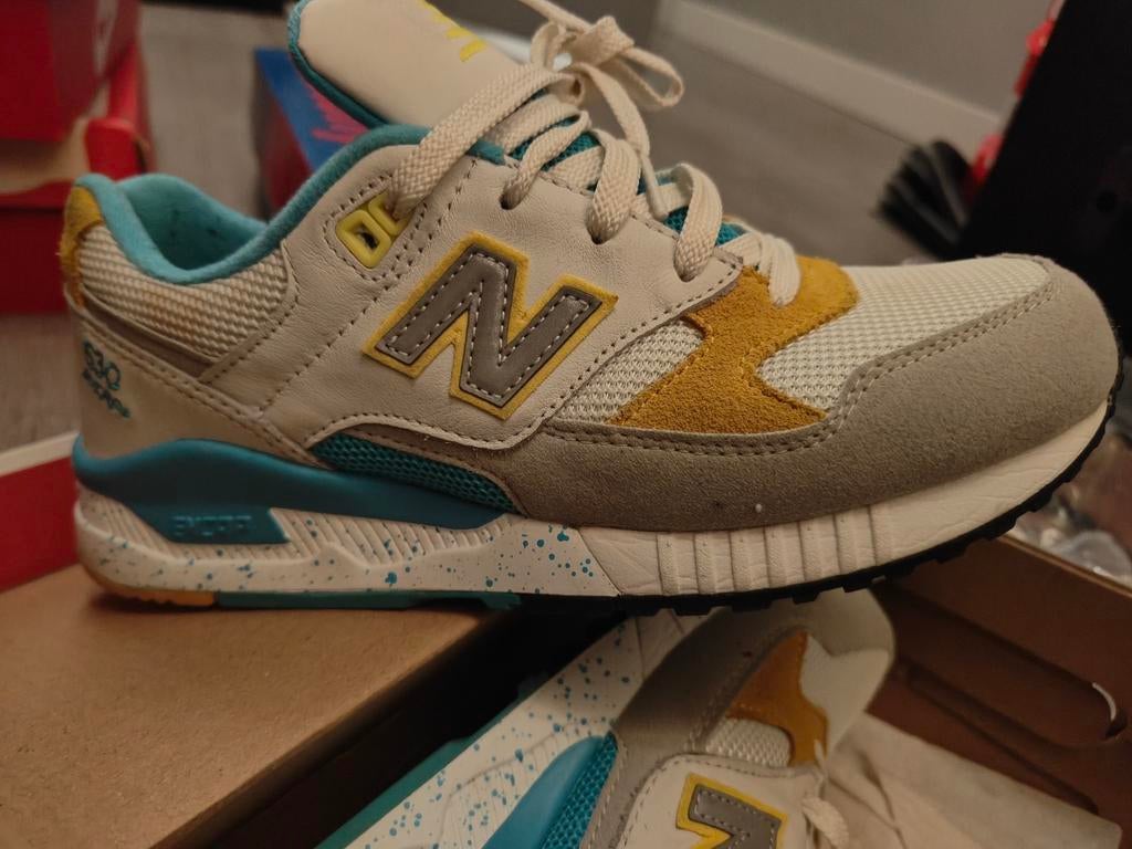 New Balance 530 – maat 39 – bijna nieuw – doos aanwezig, Ophalen of Verzenden, Zo goed als nieuw, Algemeen