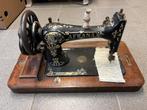 Antiek naaimachine van het merk Afrana, Antiek en Kunst, Antiek | Naaimachines, Ophalen of Verzenden