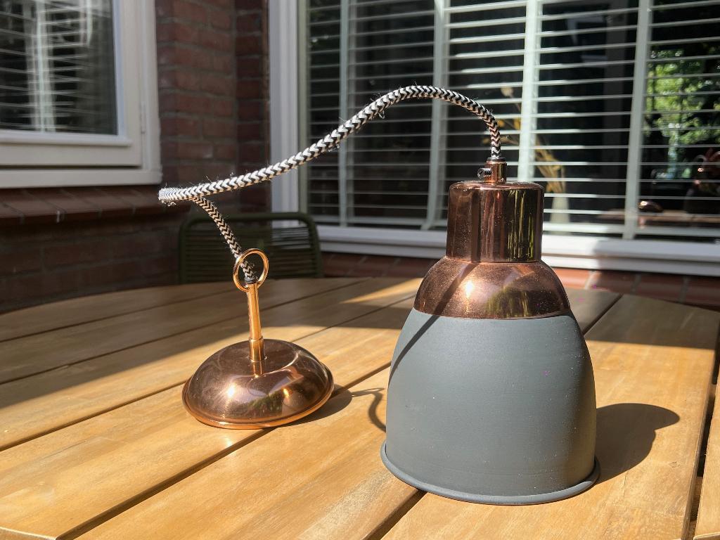 Trendy industriële hanglamp van Store Without A Home, Overige materialen, Nieuw, Ophalen of Verzenden, Minder dan 50 cm