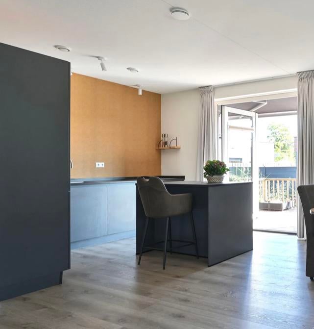 bruynzeel keuken + eiland ( 2,5 jaar oud) met oa apparatuur, Huis en Inrichting, Keuken | Complete keukens, Ophalen, Zo goed als nieuw