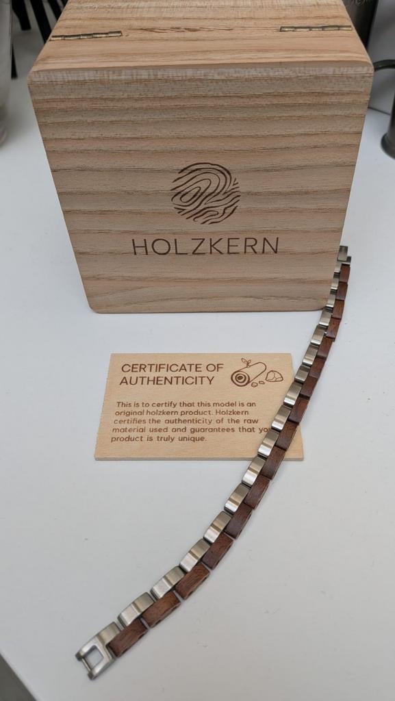 Holzkern Houten Armband met Certificaat en Doos, Ophalen of Verzenden, Zo goed als nieuw, Bruin, Hout
