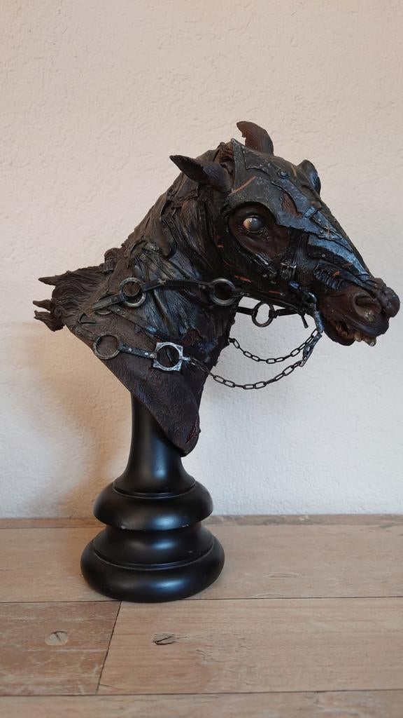 Lord of the Rings Nazgul Steed Beeld Sideshow Weta 1/4, Verzamelen, Lord of the Rings, Ophalen of Verzenden, Gebruikt, Beeldje of Buste