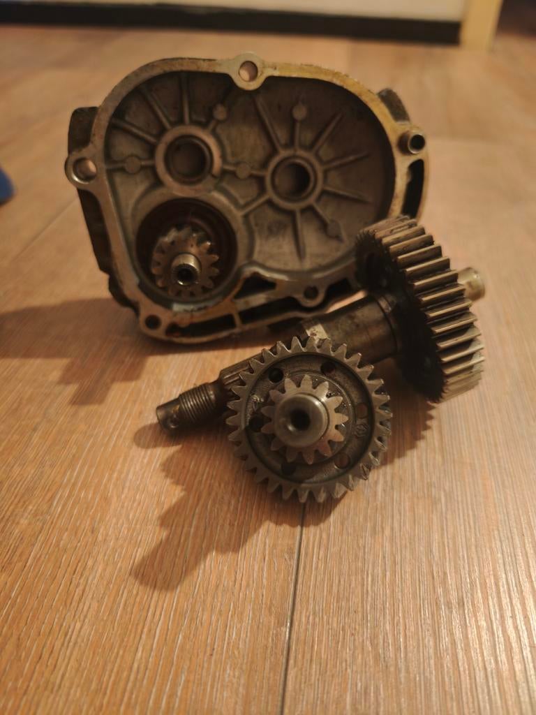 Hexa 150cc 2t vertanding nette staat, Ophalen of Verzenden, Zo goed als nieuw, Blok