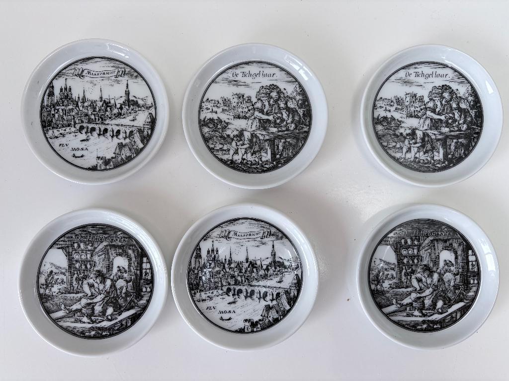 OUDE " MOSA"  BORDJES, Ophalen of Verzenden