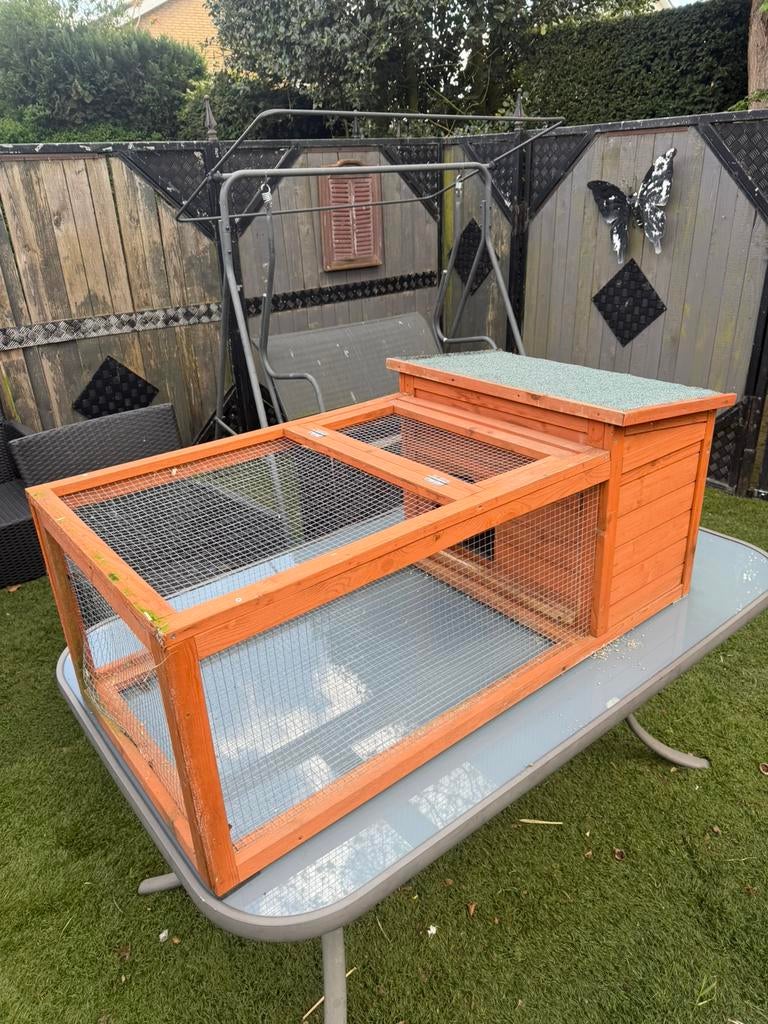 Konijnenhok, Dieren en Toebehoren, Knaagdieren en Konijnen | Hokken en Kooien, 110 cm of meer, Ophalen of Verzenden, Zo goed als nieuw