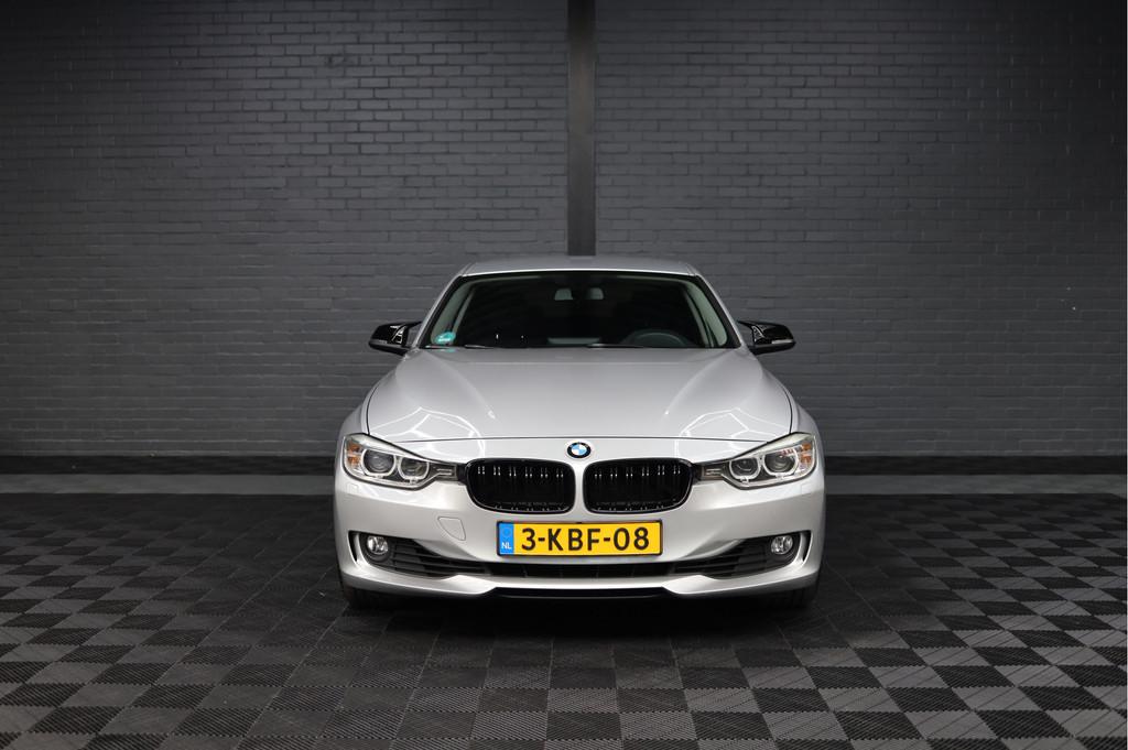 BMW 3-serie 320i High Executive | AUTOMAAT | SPORTSTOELEN |, Automaat, Euro 5, Gebruikt, Zwart