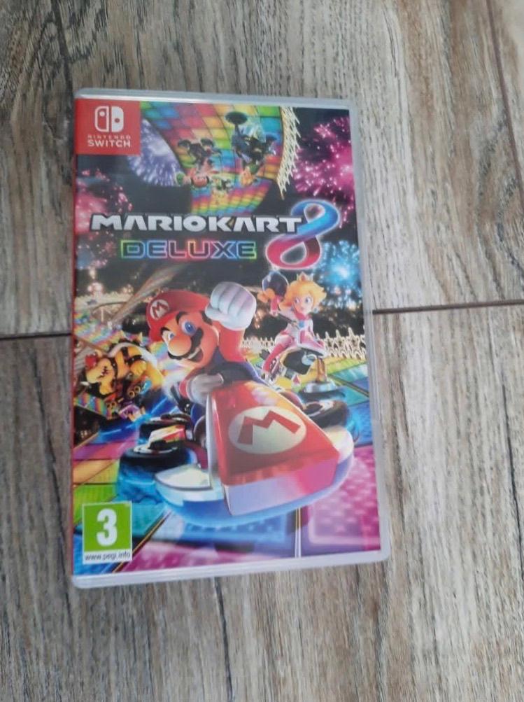 Mario Kart 8 Deluxe Nintendo Switch, Spelcomputers en Games, Games | Nintendo Switch, Racen en Vliegen, Ophalen of Verzenden, Zo goed als nieuw