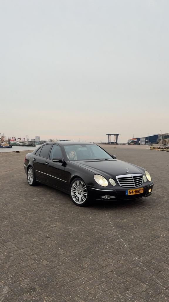 Mercedes-Benz E-Klasse 3.0 CDI E280 Sedan AUT 2009 Zwart, Auto's, Mercedes-Benz, Achterwielaandrijving, Zwart, 190 pk, Diesel