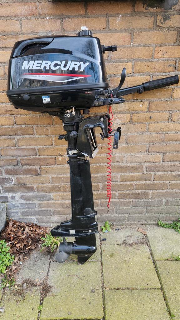 Mercury 5PK Langstaart Buitenboordmotor, Watersport en Boten, Buiten- en Binnenboordmotoren, Zo goed als nieuw, Benzine, 5 tot 10 pk
