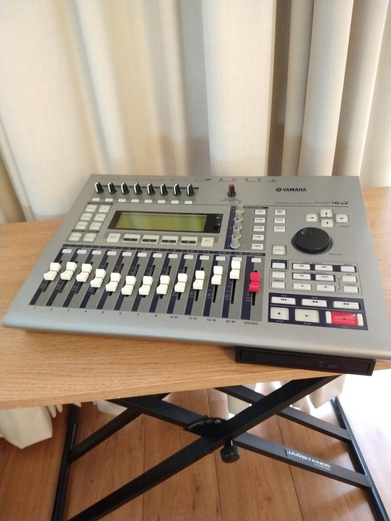 Topper..!!  Yamaha AW 16.  Workstation, Muziek en Instrumenten, Ophalen of Verzenden, Gebruikt, 61 toetsen, Yamaha