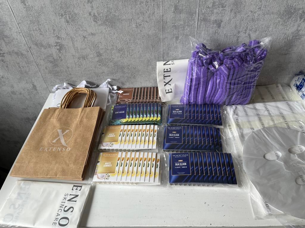 Verschillende dingen schoonheidssalon yodeyma extenso, Sieraden, Tassen en Uiterlijk, Ophalen of Verzenden, Zo goed als nieuw