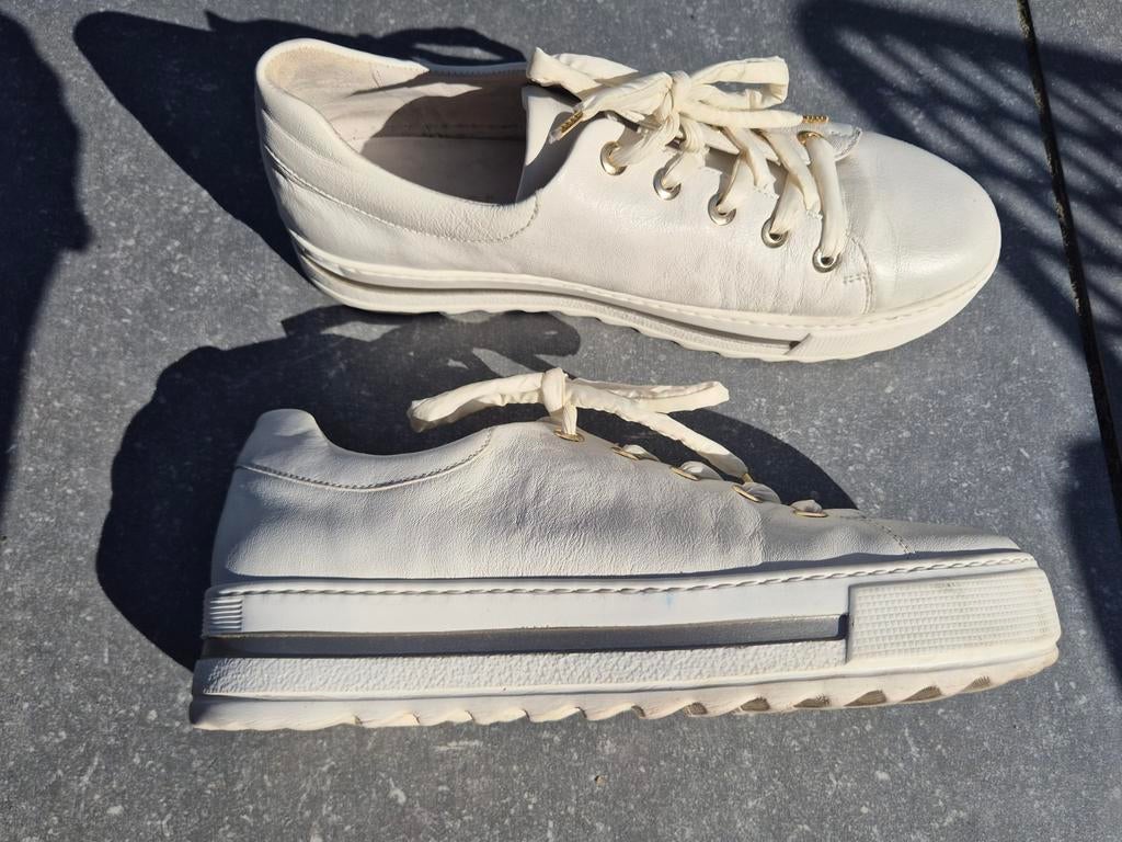 Gabor witte leren sneakers met gouden details maat 9 (43), Wit, Gabor, Ophalen of Verzenden, Sneakers of Gympen