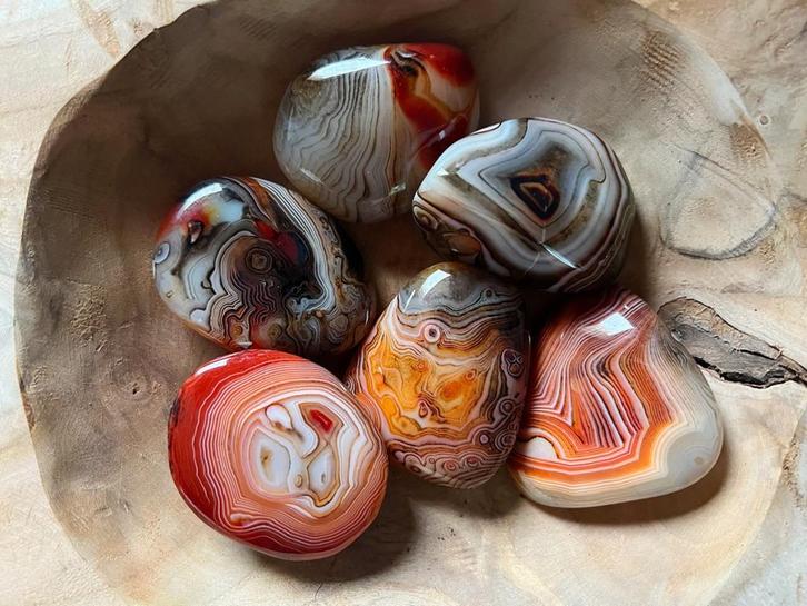 Botswana rode agaat handstenen, zeer mooi en zeldzaam!!, Verzamelen, Mineralen en Fossielen, Mineraal, Ophalen of Verzenden