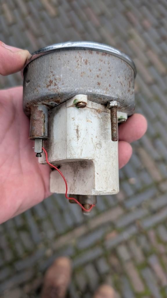 Volkswagen klokje jaren 60/70 Karmann Ghia Kever, Ophalen of Verzenden