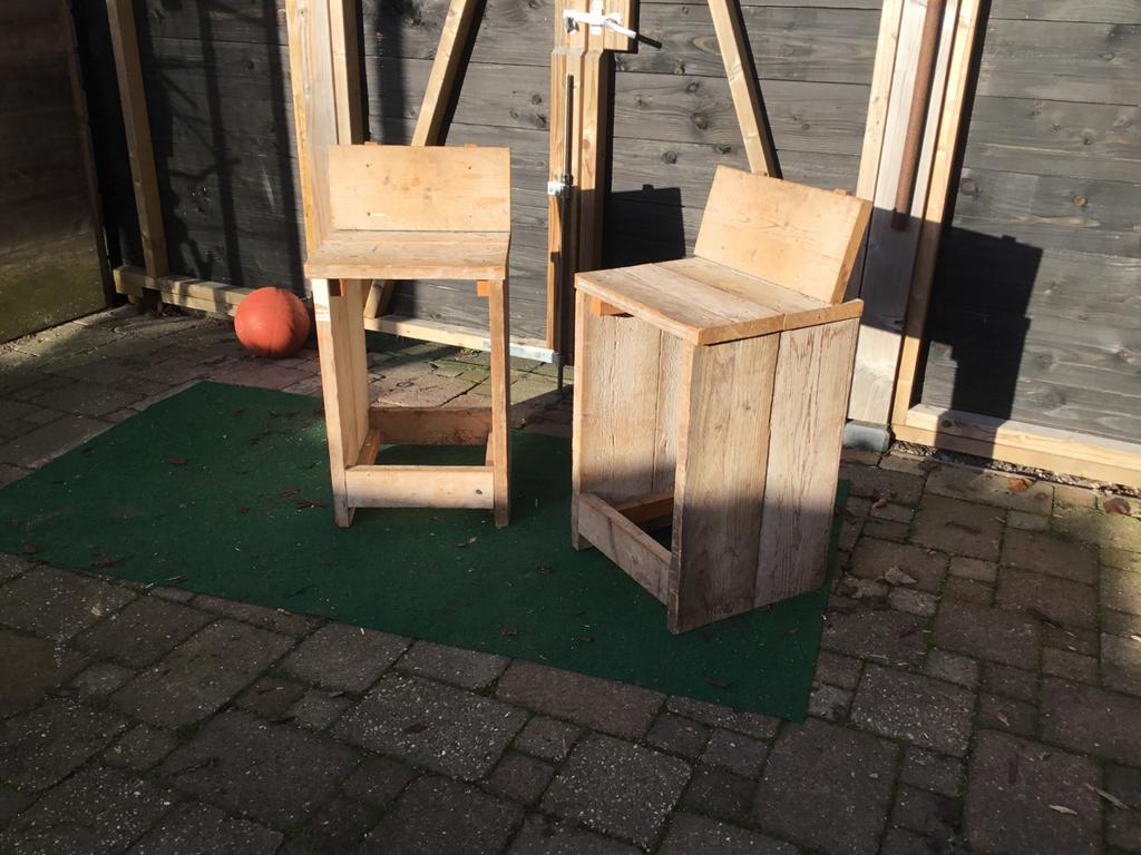 10 Steigerhouten barkrukken., Tuin en Terras, Ophalen, Zo goed als nieuw