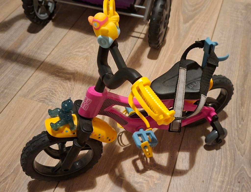 Poppenfietsje baby born, Kinderen en Baby's, Speelgoed | Poppen, Ophalen of Verzenden, Zo goed als nieuw, Babypop