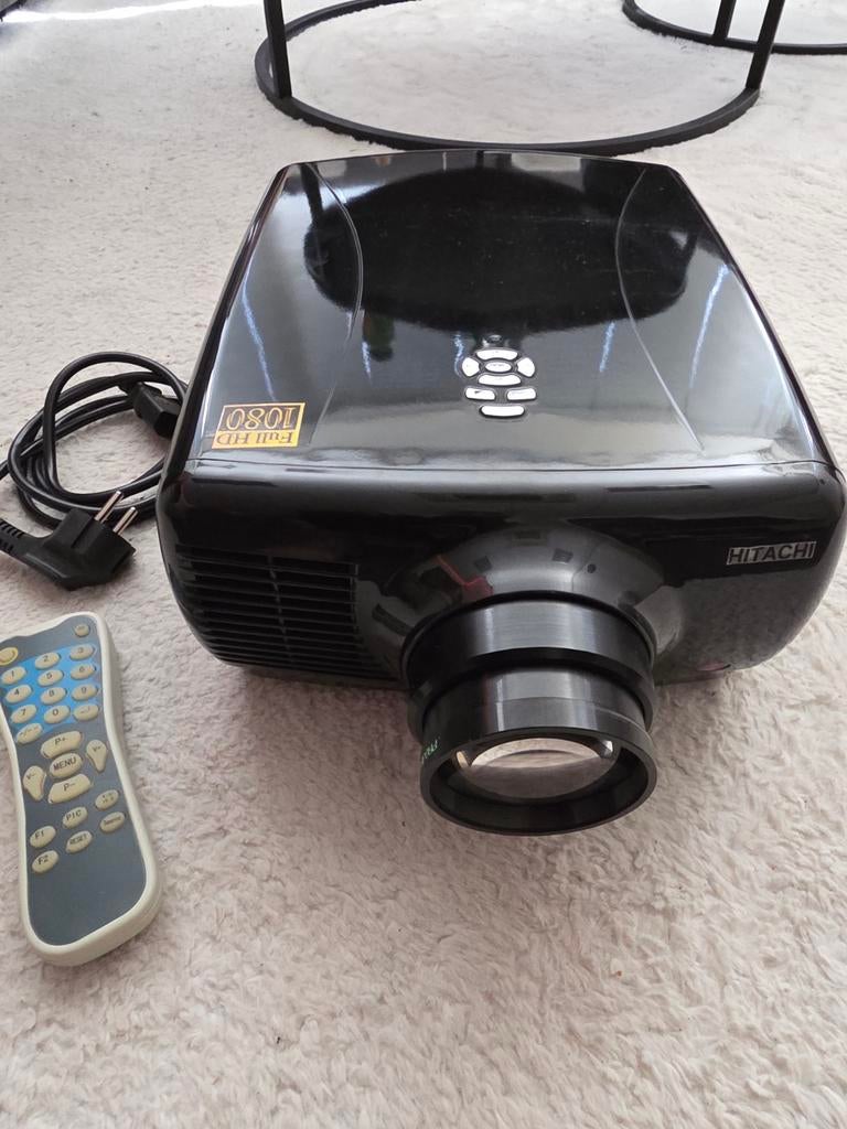Hitachi projector met afstandsbediening, Ophalen of Verzenden, Overige soorten, Overige typen