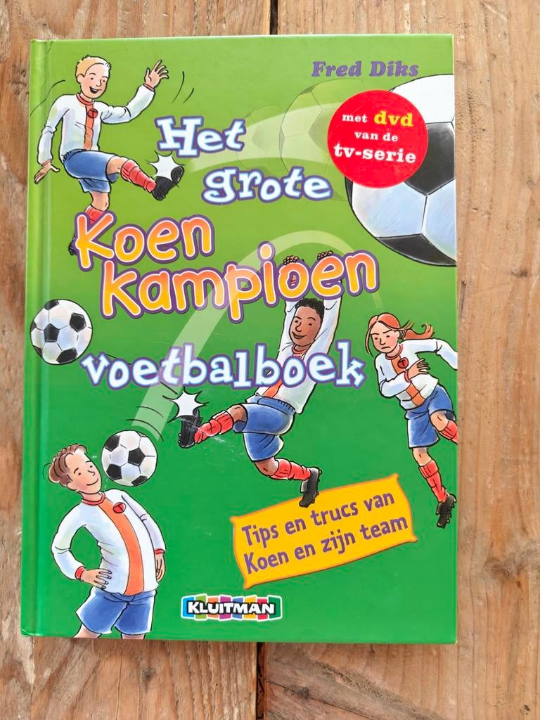 Het grote Koen Kampioen voetbalboek., Ophalen of Verzenden, Zo goed als nieuw, Fictie algemeen
