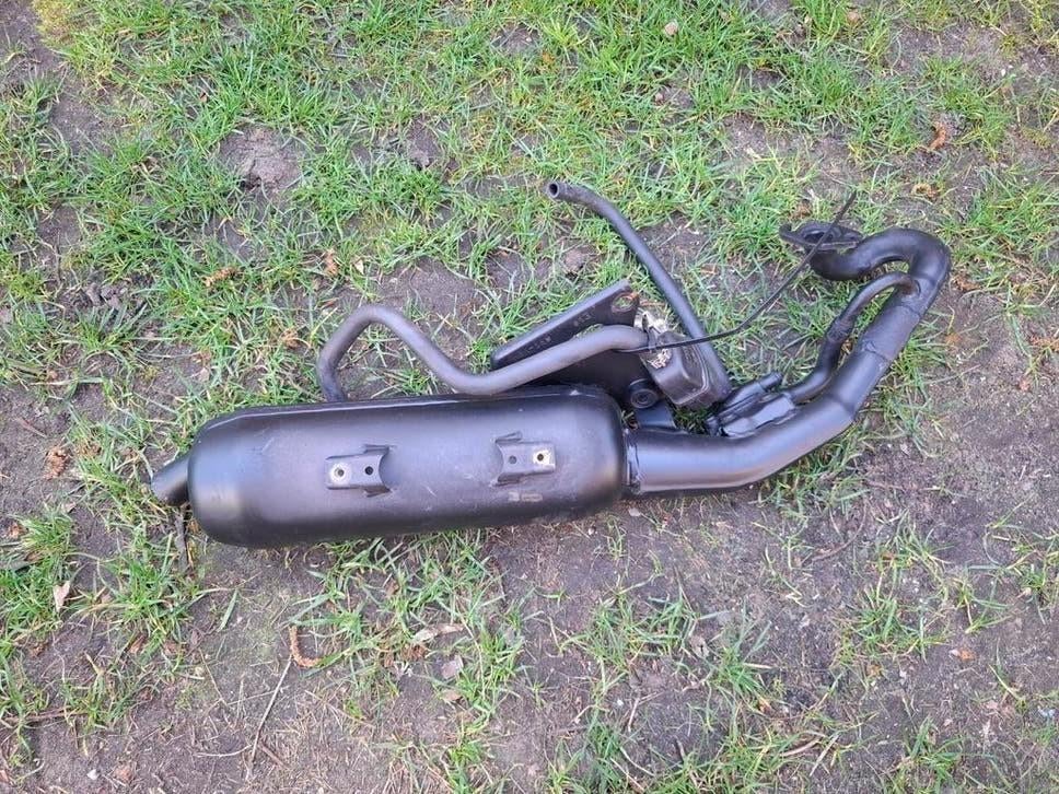 Yamaha aerox originele uitlaat, Ophalen