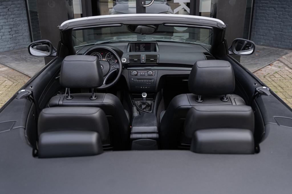 BMW 1-serie Cabrio 118i High Executive NETTE AUTO / ONDERHOU, 1-Serie, Euro 5, Cabriolet, 4 stoelen