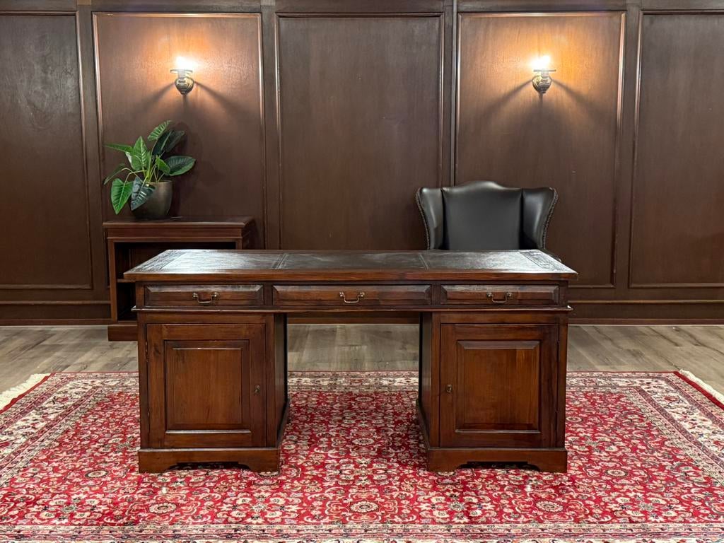 Klassiek Engels bureau #660, Huis en Inrichting, Bureaus, Hout, Bruin, Ophalen of Verzenden, Overige merken