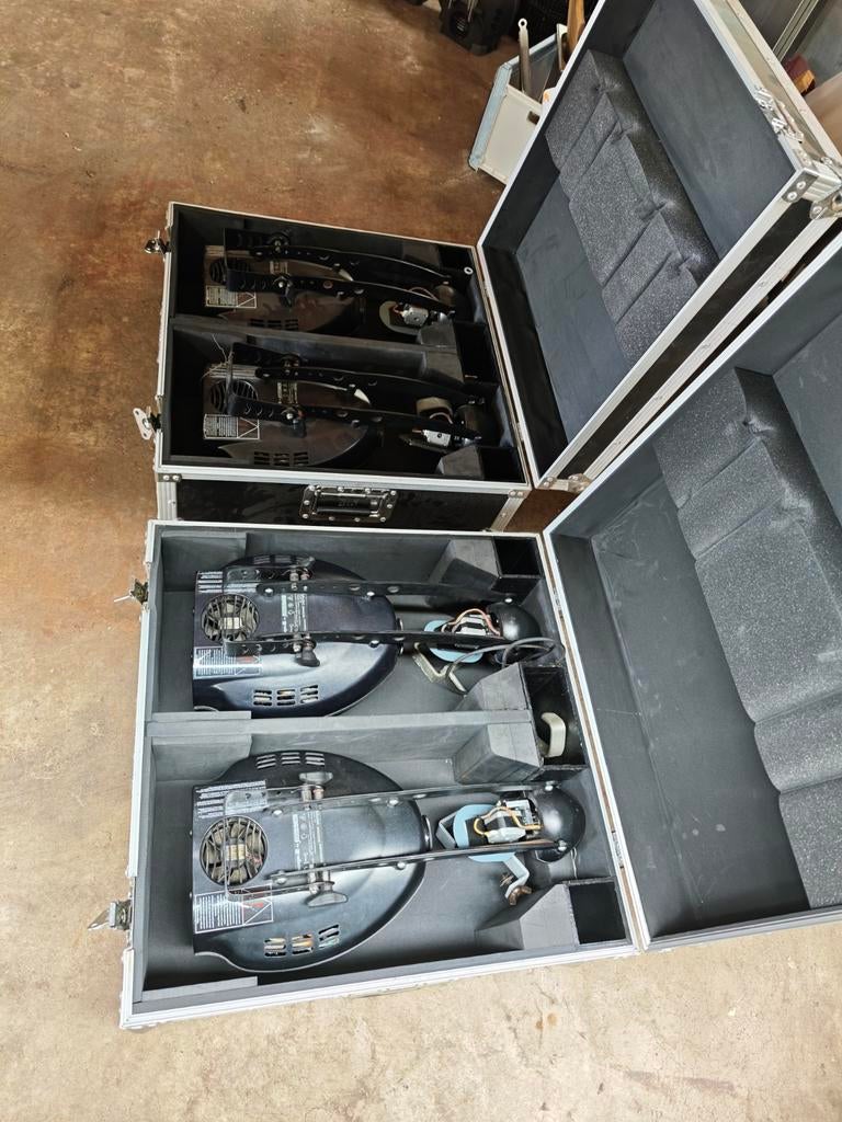 Set van 4 professionele scanners in flightcases, Muziek en Instrumenten, Ophalen, Gebruikt, Licht, Kleur