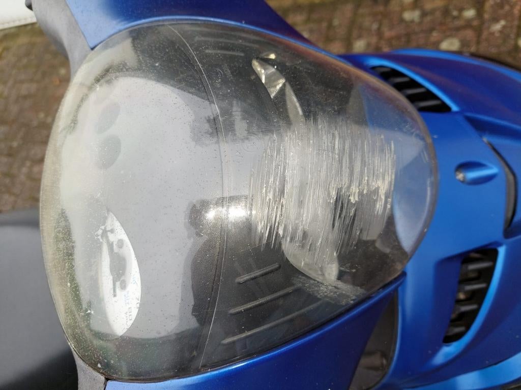 Piaggio Zip 4-takt 50cc snorscooter met -WOK melding, Fietsen en Brommers, Scooters | Piaggio, Ophalen of Verzenden, Gebruikt