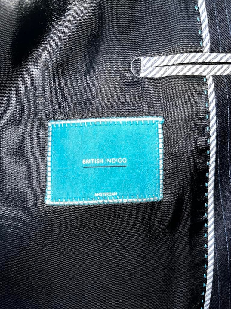 British Indigo Pak Maat 50 - Stijlvol en Tijdloos, Kleding | Heren, Kostuums en Colberts, Ophalen of Verzenden, Zo goed als nieuw
