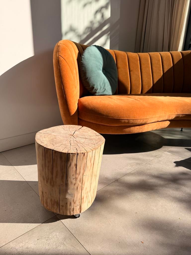 Boomstam bijzettafel op wieltjes - 29x35 cm, Huis en Inrichting, Tafels | Bijzettafels, Minder dan 45 cm, Minder dan 55 cm, Gebruikt