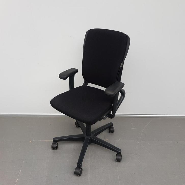Ahrend 230 bureaustoel hoge rug - nieuwe stof zwart, Huis en Inrichting, Bureaustoelen, Gebruikt, Zwart, Ophalen