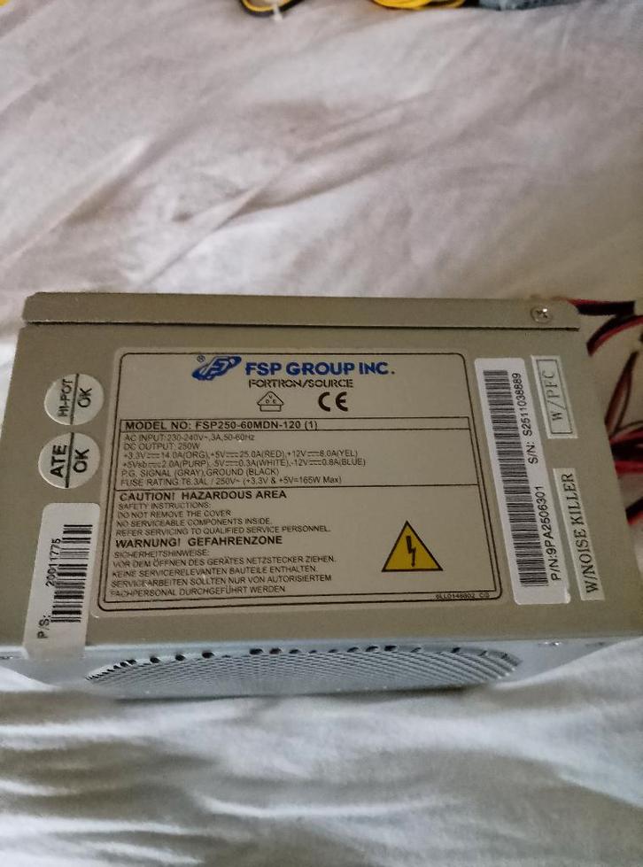 Voeding 250 watt, Computers en Software, Interne voedingen, Gebruikt, Ophalen of Verzenden