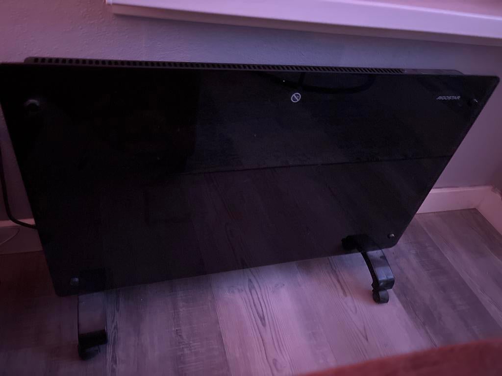 Aigostar Convectorkachel - Zwart, Zo goed als nieuw, Ophalen, 30 tot 80 cm, Kachel, Zo goed als nieuw