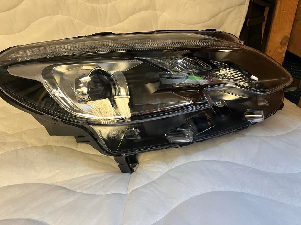 Koplamp Peugeot 2008 Station Wagon, Auto-onderdelen, Ophalen, Nieuw, Peugeot