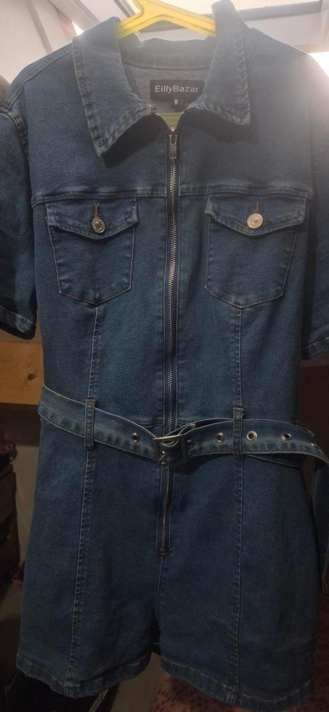 Stoer denim pakje met korte mouwen en riem - Maat M, Kleding | Dames, Jumpsuits, Maat 38/40 (M), Blauw, Ophalen of Verzenden, Gedragen