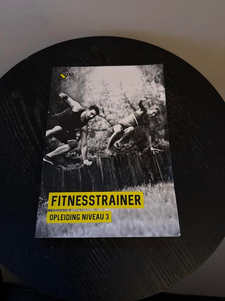 Opleiding Fitnesstrainer niveau 3, Boeken, Ophalen of Verzenden, Zo goed als nieuw, Overige niveaus, Nederlands