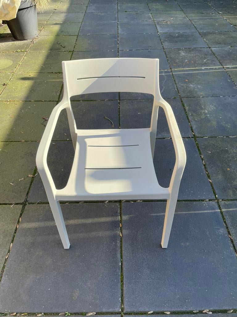 Jysk stapelbare tuinstoel Ingstrup, Tuin en Terras, Tuinstoelen, Ophalen, Zo goed als nieuw, Kunststof