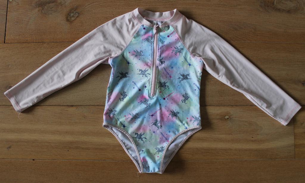 UV-badpak van Iefiel maat 134/140, Kinderen en Baby's, Kinderkleding | Kinder-zwemkleding, Gebruikt, Iefiel, Badpak, Ophalen of Verzenden
