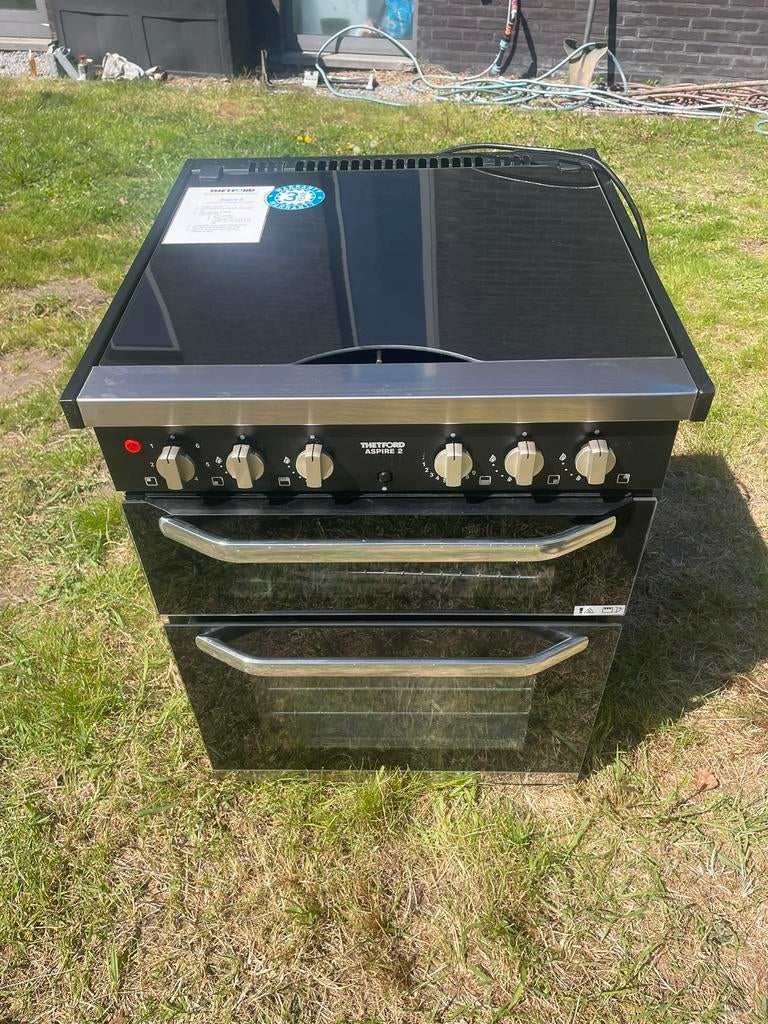 Thetford Aspire 2 Oven Grill Kookplaat Combinatie, Witgoed en Apparatuur, Fornuizen, Ophalen, Minder dan 85 cm, Grill, 4 kookzones