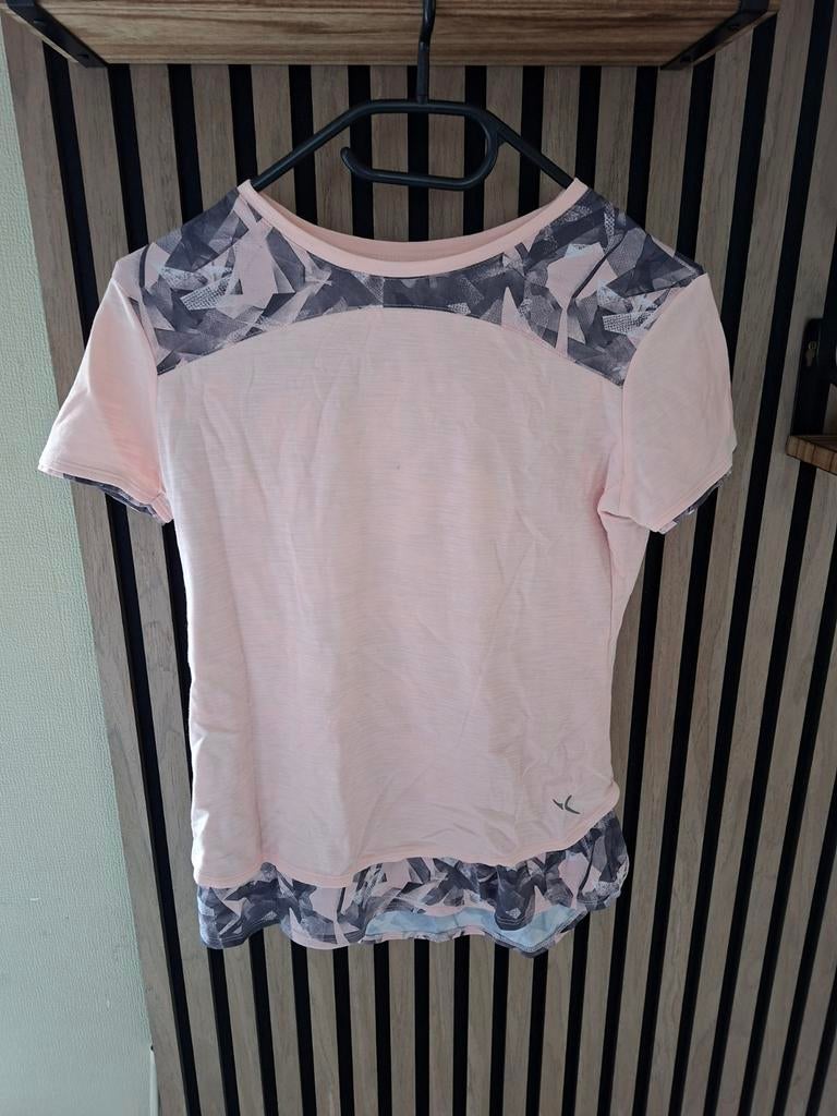 Roze sportshirt met patroon, maat 152/156, Kinderen en Baby's, Kinderkleding | Maat 152, Zo goed als nieuw, Jongen of Meisje, Sport- of Zwemkleding